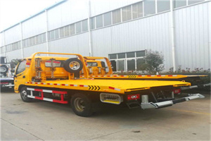 阳新附近拖车救援搭电